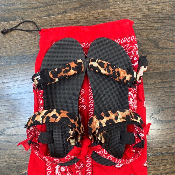 Arizona Love Trekky Sandal - Leo print/red bandanna - size 41 - Picture 5 of 10